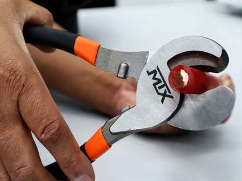 Heavy Duty Wire Cutters Image